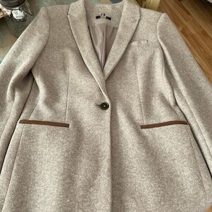 Tommy Hilfiger light weight coat